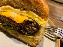 -HIGH FIVE哈福手工汉堡(桂林路店)