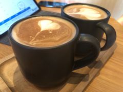 -星巴克臻选(上海合生汇1F店)