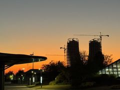 -临平南高铁站(地铁站)