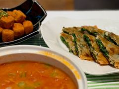 韭菜鲜虾薄饼-桂满陇·杭州小馆(巴黎春天浦建店)