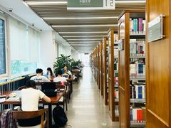 -李沧区图书馆(金液泉路馆)