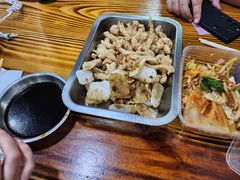 -阿姨小肉摊(同济西苑店)