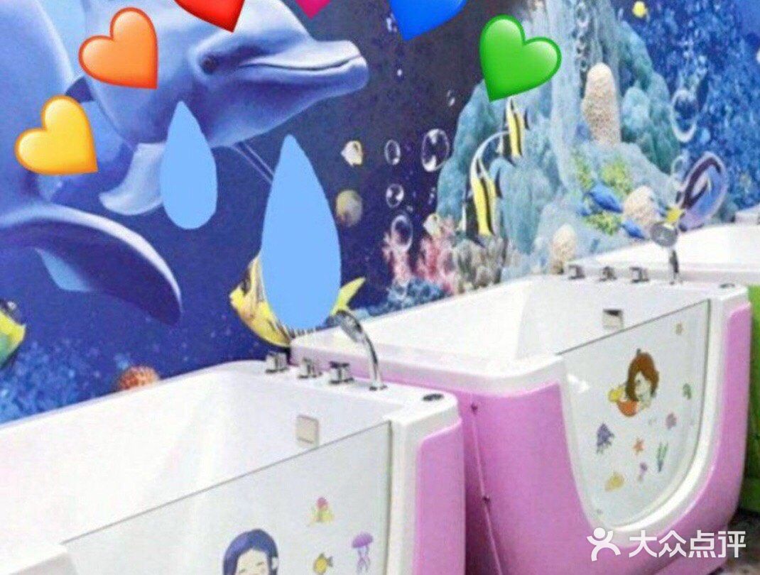 宝宝学游泳了!