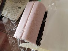 -顶东面包花园·生日蛋糕(世博店)