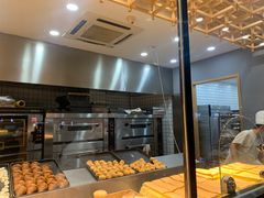 面包甜点陈列柜-六贤记(杭州龙湖滨江天街店)
