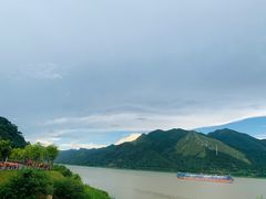 -羚羊峡古栈道森林公园