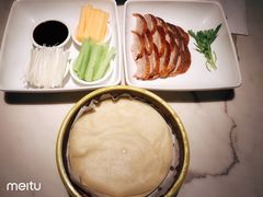 -韵秋荷(宝山龙湖天街店)