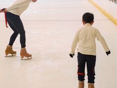 -冰纷万象滑冰场(深圳万象城店)