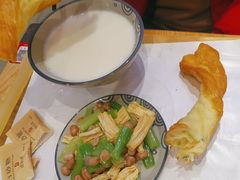 -头壹号 大油条·老长沙盖码饭(北辰店)