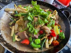 笋烧腊肉-张关合渣(航空大道店)