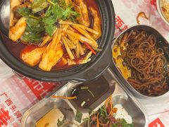 -老表记广西宵夜螺蛳鸭脚煲(东盟店)