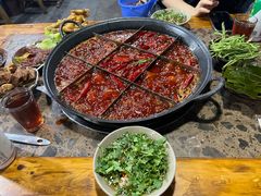 -正南齊北重庆老火锅(光华村直营店)