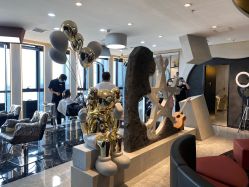 -TOP HAIR SALON