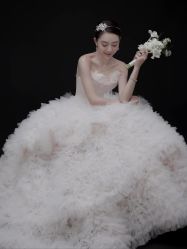 -蒙娜丽莎婚纱摄影(爱城总店)