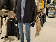 -优衣库(上海金桥国际商业广场店)