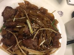 -新大咀港式茶餐厅(宝山万达店)