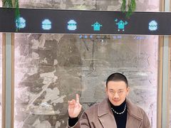 -老乡鸡(上海白玉兰广场店)