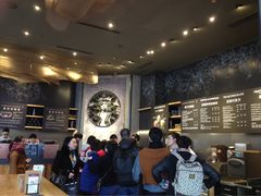 星巴克&nbsp;全黑围裙店(太古里店)-星巴克(成都太古里二店)