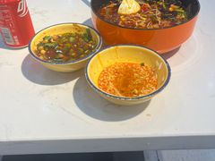 -万重锦·人文川菜馆(骡马市店)