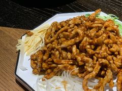 京酱肉丝-娄三少春饼·烤鸭(合生汇购物中心店)