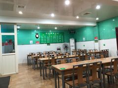 大堂-清真老铁家灌汤包