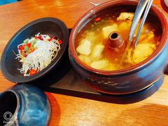 -云海肴·汽锅鸡·云南菜(天山百盛优客店)