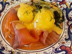 三文鱼班尼迪克-Alimentari早午餐(安福路店)