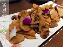 -梧桐树下(云锦世家店)