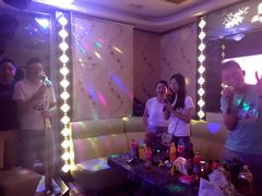 -缤纷KTV(东方新城店)