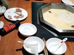 -佬土鹅肠火锅(扬中步行街店)