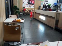 -华莱士 炸鸡汉堡(卜蜂店)