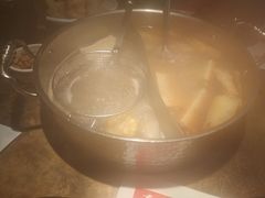 特色牛腩鸳鸯锅-左庭右院鲜牛肉火锅(新梅广场店)