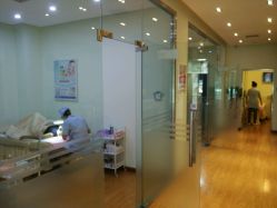 -苗方清颜专业祛痘养生