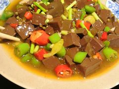 青椒鸭血-蛙蛙叫干锅年代(簋街总店)