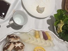 -海鲨湾海鲜会馆(百家湖1912店)