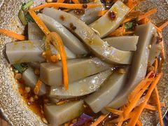 -阿婆情腊排骨火锅(金虹路店)