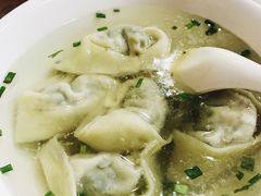 荠菜肉冷馄饨-潘国仙耳光馄饨(黄家阙路店)