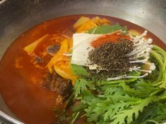 -喇喇排骨火锅·传统韩式脊骨汤(望京西园总店)