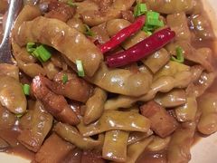 -鸽子侯·家宴·平价海鲜(市图书馆店)