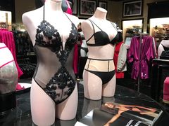 -Victoria's Secret(杭州湖滨银泰in77店)