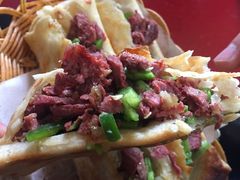 -秦小龙驴肉火烧馆