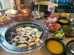 -香猪坊韩国烤肉专属门店(魏公村店)