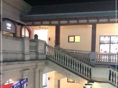 -王府井奥莱临潼小镇(临潼店)