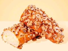 核桃马里奥-皇冠幸福里动物奶油生日蛋糕(万达店)