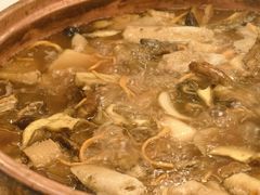 -菌海森林·非遗野生菌火锅(西山区滇池路摩根道店)
