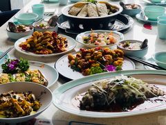 -巧克力渔家.小船海鲜胶东菜(万平口店)