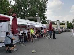 -大宁郁金香公园-停车场