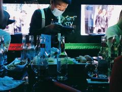 -温莎KTV(珠江路店)