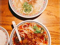 -鑫花溪牛肉米粉(文星广场店)