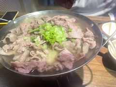 -肖四女乐山跷脚牛肉(南汇大学城生活广场店)